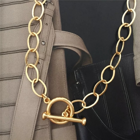 18K Gold plated Clavicle Choker Chain Necklace - Picture 2 of 6